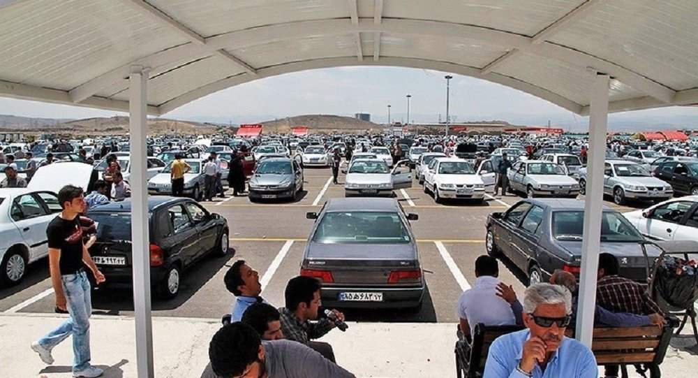 معاون گمرک ایران: 2 هزار خودروی قاچاق کشف شد
