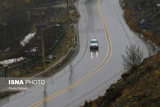 برف و باران در جاده‌های 20 استان ایران