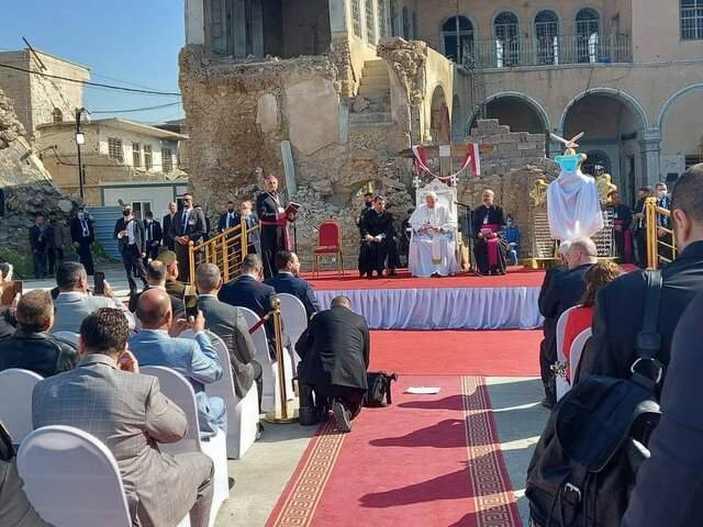 پاپ در موصل: صلح از جنگ قوی تر است/عکس