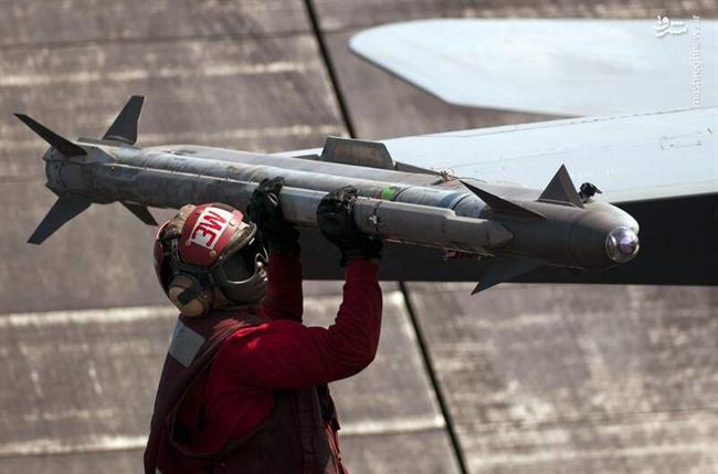 تاکتیک جالب ارتش یمن برای تنبیه اقتصادی و ورشکستگی متجاوزان سعودی/ پرواز شبانه‌روزی جنگنده‌ها و شلیک موشک‌های میلیون دلاری از ترس پهپادهای ارزان قیمت +عکس