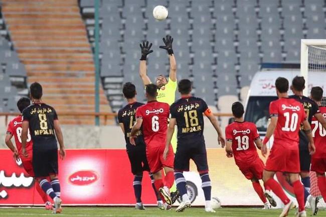 صدر جدول بار دیگر قرمز شد/ پرسپولیس با برد به استقبال لیگ قهرمانان رفت