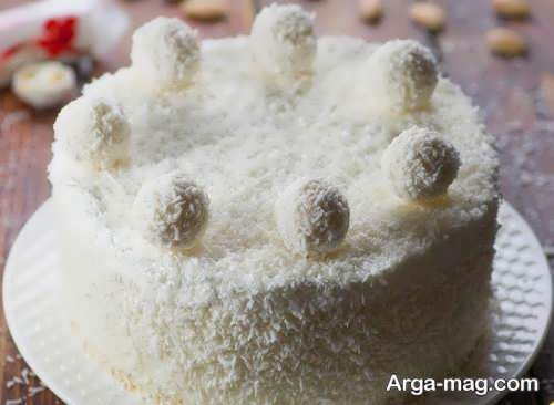 تزیین زیبا و ساده کیک با پودر نارگیل 