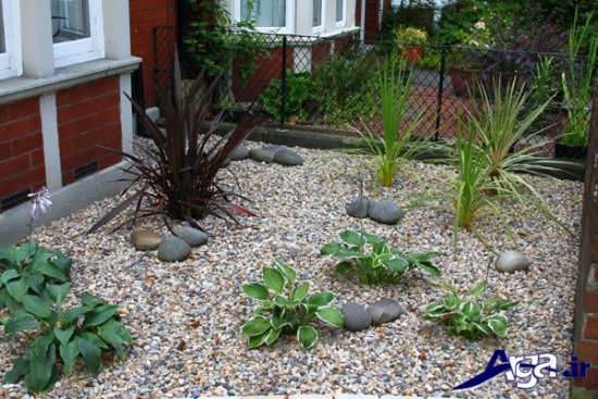 طراحی باغچه ساده در حیاط 