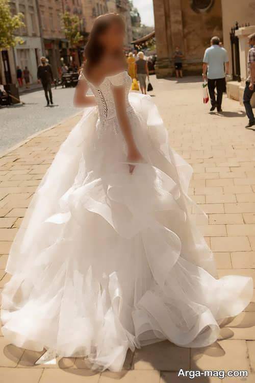 پشت لباس عروس زیبا و شیک 