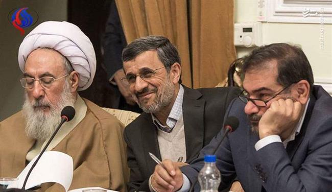وقتی احمدی‌نژاد خود را هم رئیس‌جمهور می‌دانست هم رئیس شورای نگهبان