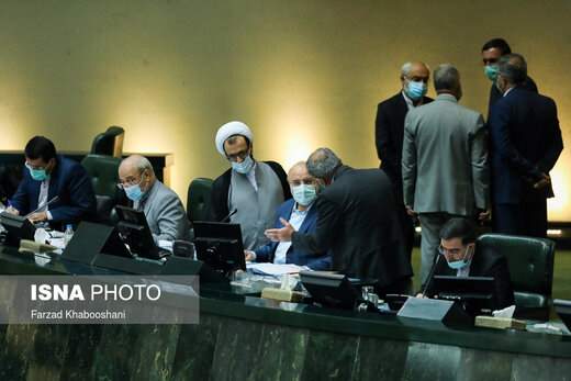 یک سوال از روزنامه کیهان؛ کدام رسوایی است؛ رفتار حرفه‌ای یا لاپوشانی تخلف دستکاری در بودجه؟!