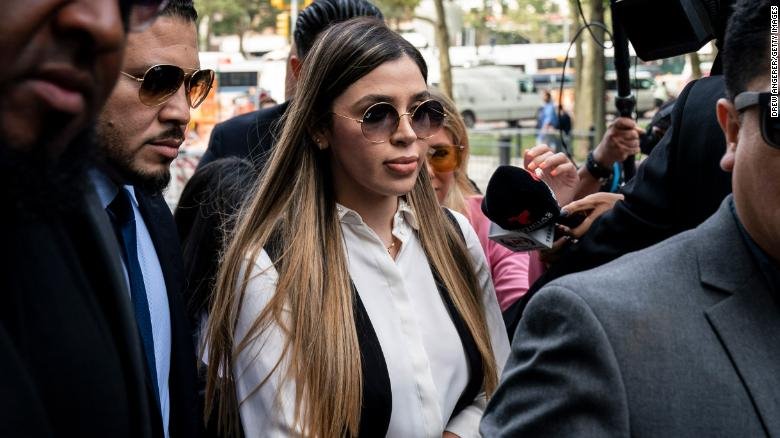 همسر ال چاپو اتهام مشارکت در قاچاق مواد مخدر  با احتمال حبس ابد را پذیرفت