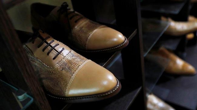 کفش های ساخته شده از پوست پای مرغ