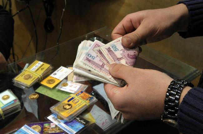 رشد قیمت نفت خام تحت تاثیر تنش‌های خاورمیانه/ دلار در بازار جهانی بالا رفت/ کاهش تقاضا در بازار طلا و سکه تهران/ روی خوش بورس به سهامداران/ مسکن مهر را با متری 500 هزار تومان هم می‌شد تحویل داد؟!