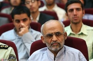 حجاریان: برای ایرانی‌ها اینترنت از غذا مهم‌تر است/ شما که خوب می‌دانید در زندان‌ها چه خبر است آقای میردامادی!