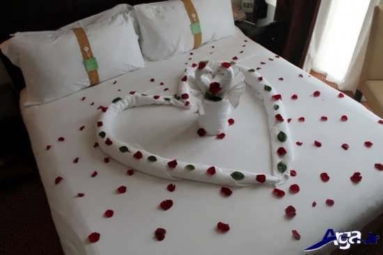 تزیین اتاق خواب عروس با شمع و گل و تور (24 تزیین جدید)