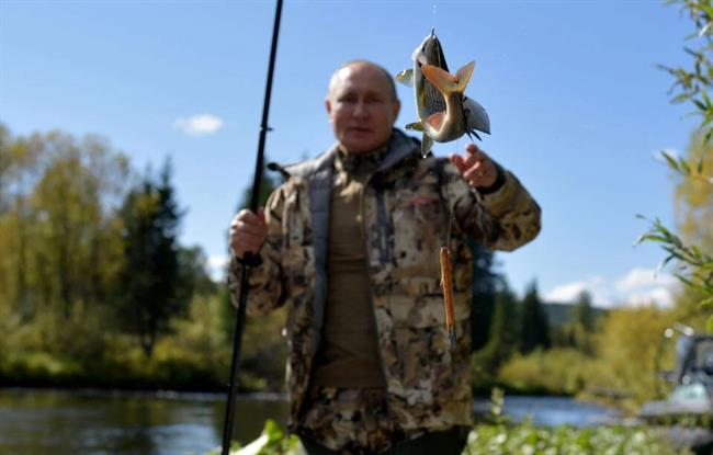 ماهی‌گیری پوتین/عکس