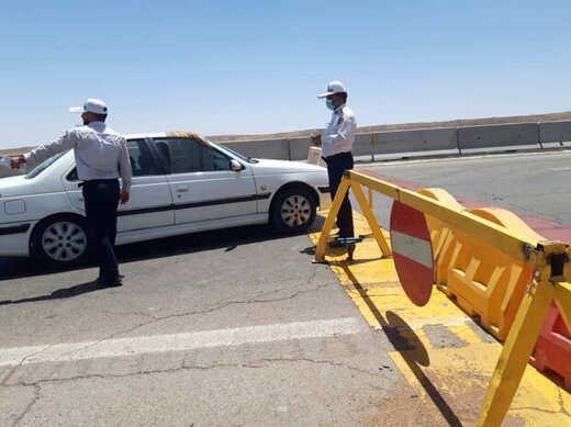 پلیس راهور اجازه عبور خودروهای غیربومی به سمت مرزهای غربی را نمی‌دهد
