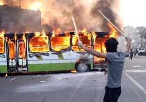 نقش صداوسیما در عمل به هشدارهای امنیتی رهبر انقلاب/ مشاور روحانی دست‌بردار نیست!