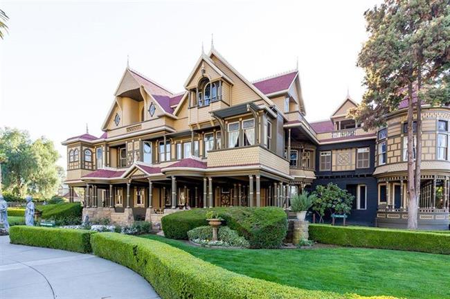 Winchester Mystery House, California, USA