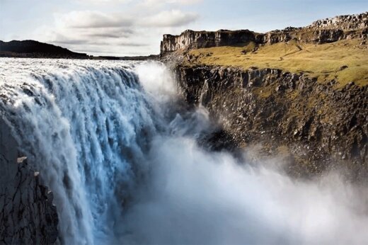 ببینید ؛ نمایی شگفت‌انگیز از آبشار دتیفوس ایسلند