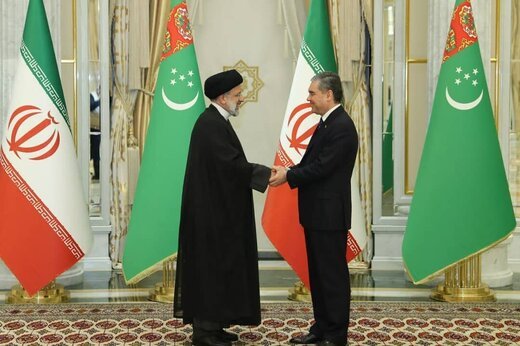 رئیس جمهور در ترکمنستان: سهم صادرات در منطقه را تا 50 میلیارد دلار هم می توان افزایش داد
