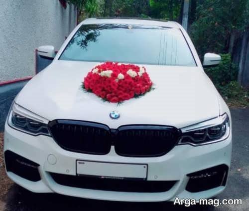 ماشین عروس با تزیین گل 