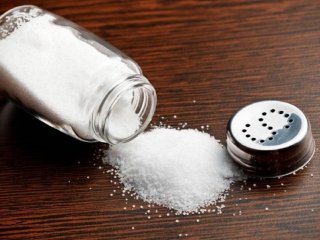 8 کاربرد نمک در خانه که شما را شگفت زده می کند!