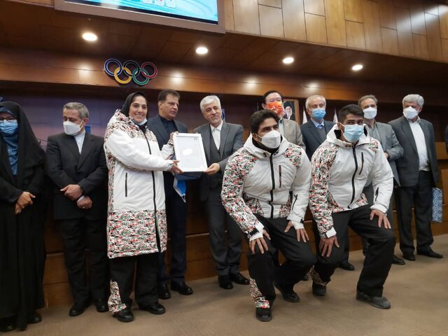 رونمایی از لباس ایران در المپیک زمستانی 2022