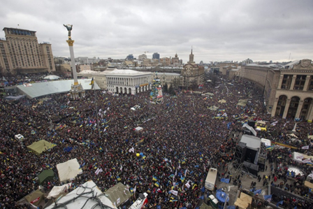 بحران اوکراین: جهان بر لبۀ تیغ/ نبرد نهایی روسیه و آمریکا بر سر ابرقدرتی در نظام بین‌الملل+تصاویر