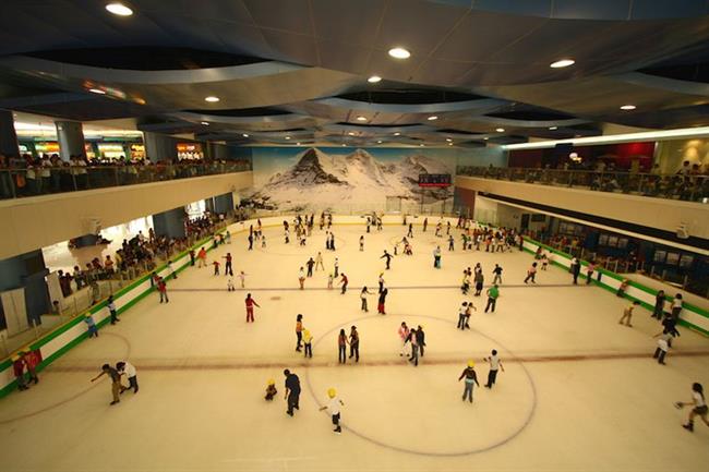 SM Mall of Asia (4.2 million sq ft)
