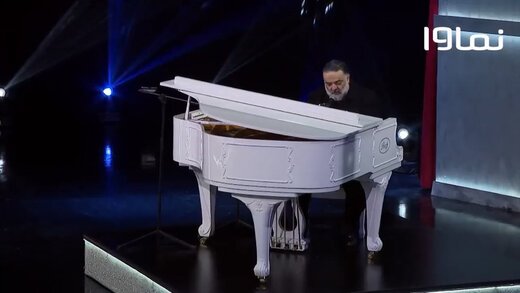 ببینید ؛ حضور علیرضا عصار روی صحنه با یک سوپرایز؛ پیانونوازی دختر گیرنده قلب