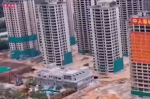 ببینید ؛ تخریب ده‌ها برج عظیم در چین در 45 ثانیه