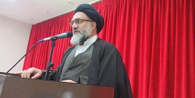 امام جمعه یاسوج : تا عد از نیمه شب در منزل نمیتوانستیم از صدا و حرکات اراذل و اوباش بخوابیم/ هیچ بخاری از حراست ادارات دیده نمیشود