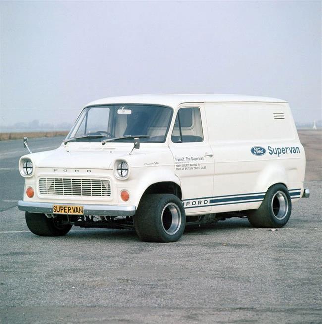 اولین سوپر ون فورد در سال 1971 ساخته شد