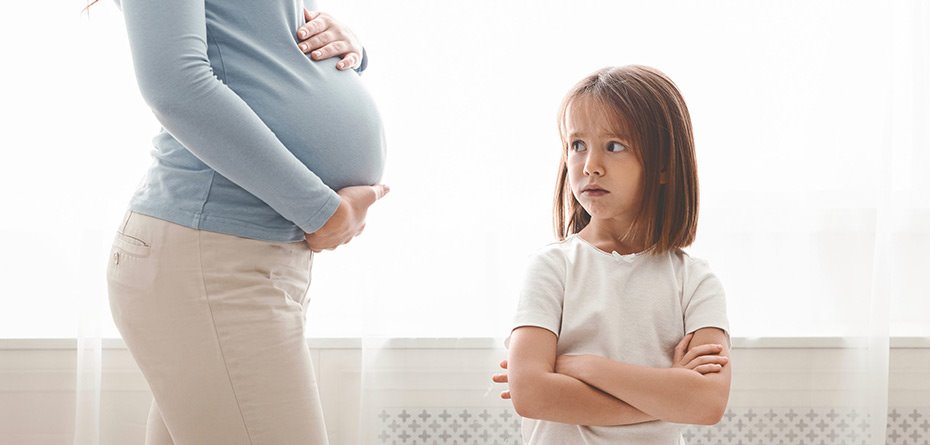 چگونه و چه زمانی به بچه‌ها بگویید که باردار هستید؟
