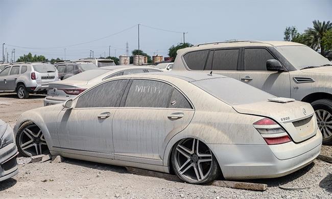 تصاویر: وضعیت عجیب خودروهای میلیاردی در بندرعباس