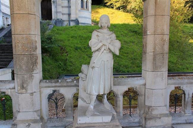 Basilica du Bois-Chenu