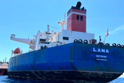 رویترز: نفت‌ ایران بارگیری شد/ "لانا" آماده ترک یونان