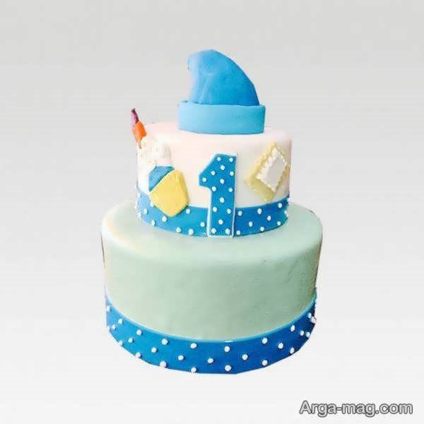تزیین کیک تولد یکسالگی به شکلی زیبا