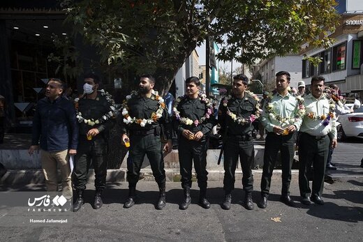 حضور سنگین پلیس در نقاطی از تهران بعد از بازی ایران و آمریکا / تهران شب آرامی را گذراند