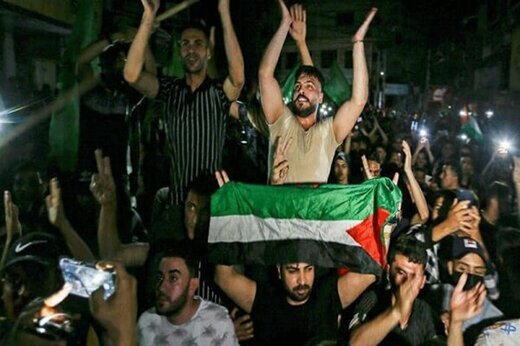 ببینید ؛ جشن فلسطینیان بعد از موفقیت عملیات قدس