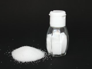 خوردن نمک چاق‌تان می‌کند؟