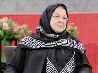 آزیتا لاچینی: حالم خوب نیست ؛ بگویید برایم دعا کنند