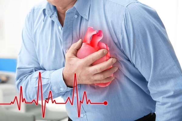 5 علامت حمله قلبی که باید بشناسید!