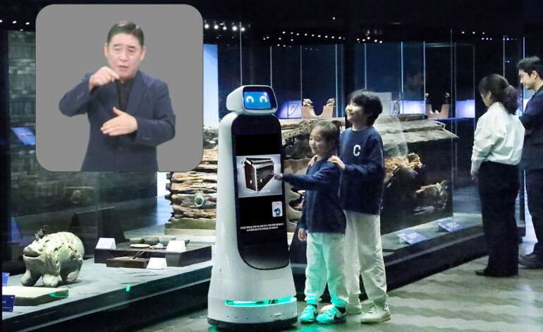 ال‌جی ربات‌های راهنما را برای موزه‌ها معرفی کرد