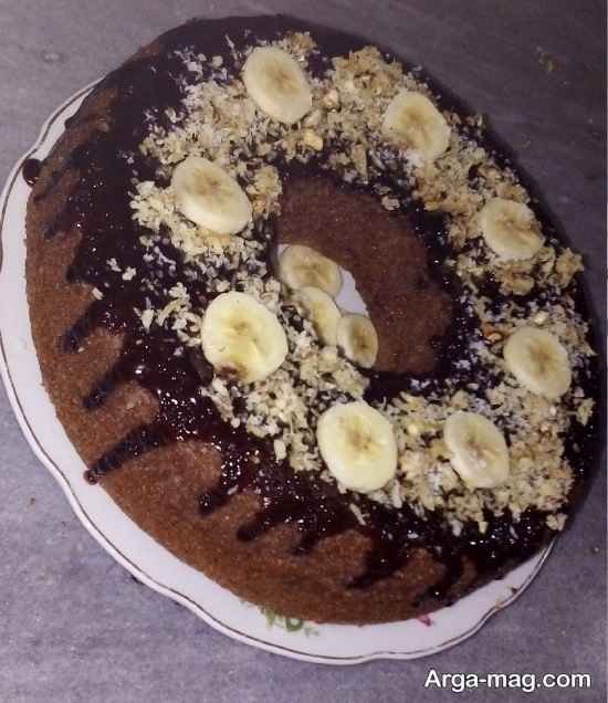 دیزاین کیک با موز و شکلات