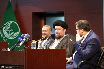 سید حسن خمینی در دیدار امیرعبداللهیان:در اصول باید محکم ایستادگی کنیم اما راه تقدسی ندارد، نمونه خوب آن قضیه عربستان است