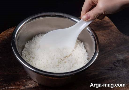 نحوه تهیه و فواید ماسک آب برنج برای پوست و مو