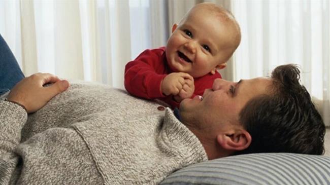مغز تازه پدرها پس از بچهدار شدن تغییر میکند
