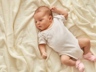 راهنمای مراقبت از نوزادان سالم و ترم (28 روز اول زندگی)