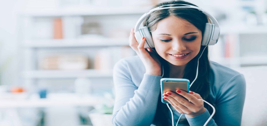 5 کتاب صوتی ارزان برای پر کردن اوقات فراغت