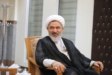 رئیس سابق حوزه های علمیه خواهران: برخی مثل مگس دنبال اشکال گرفتن هستند /در اصل اسلامیت اعضای نهضت آزادی تردید می‌شود اگر…