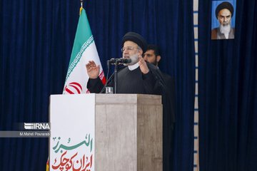 رئیسی: تاکید می‌کنم که باید جلوی پارتی بازی،‌ رشوه و فساد گرفته شود /در برخورد با فساد به هیچ احدی رحم نخواهم کرد