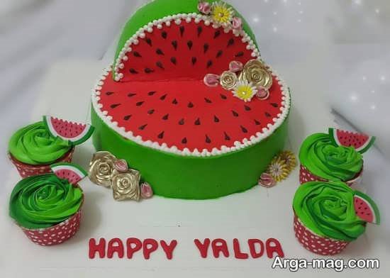 تزیینات کیک برای شب یلدا در طرح های دلپذیر